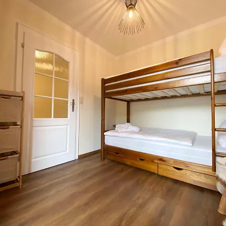 Sunny מריה אלם אם שטיינרנן מיר