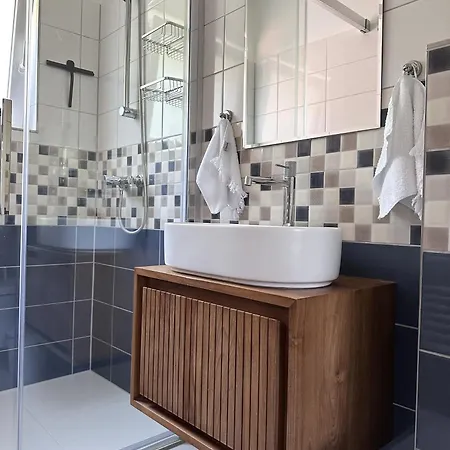 Sunny מריה אלם אם שטיינרנן מיר